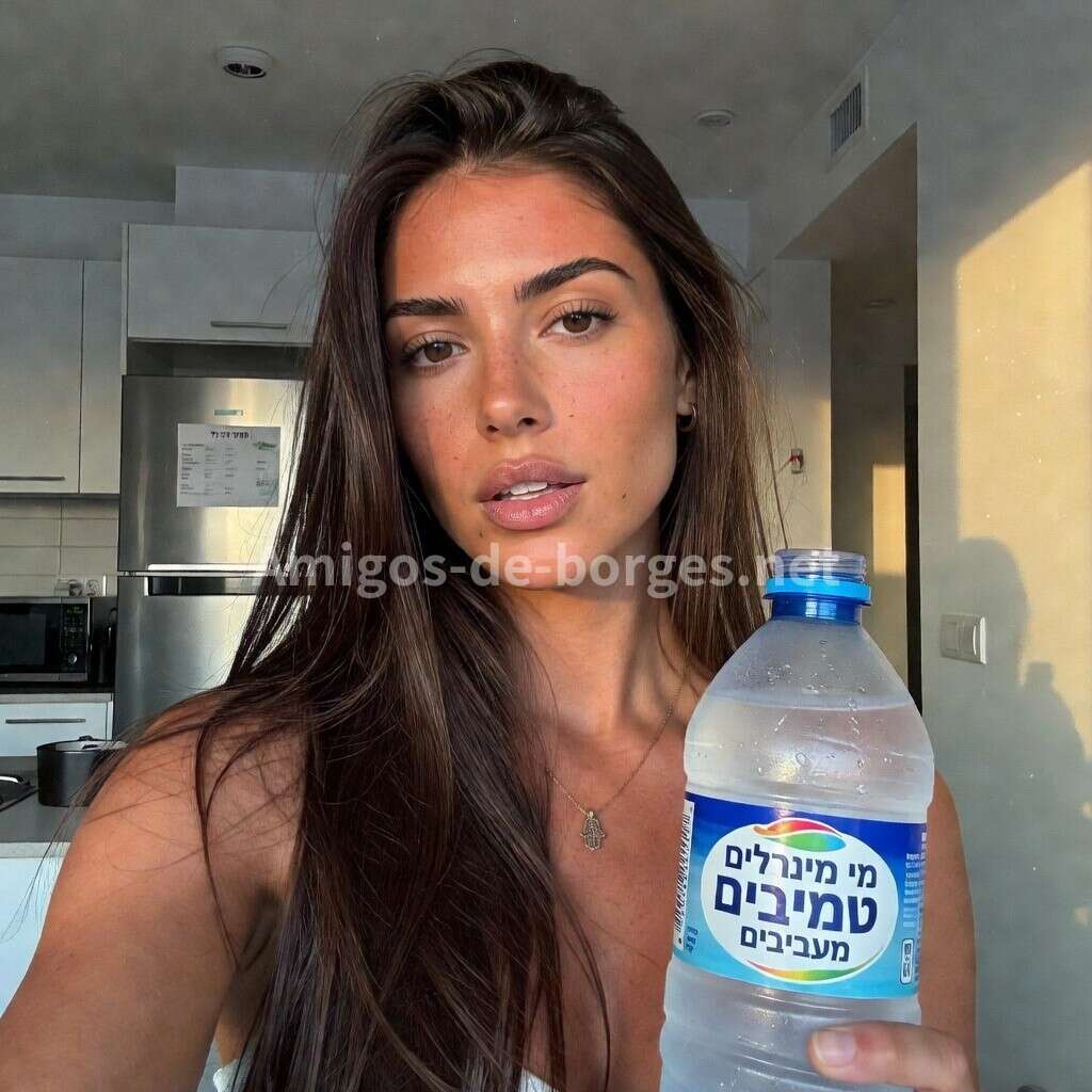 חוקי איסור זנות פגיעה בפרטיות של מבוגרים בהסכמה